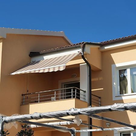 Apartment Pikulo Novalja Kültér fotó