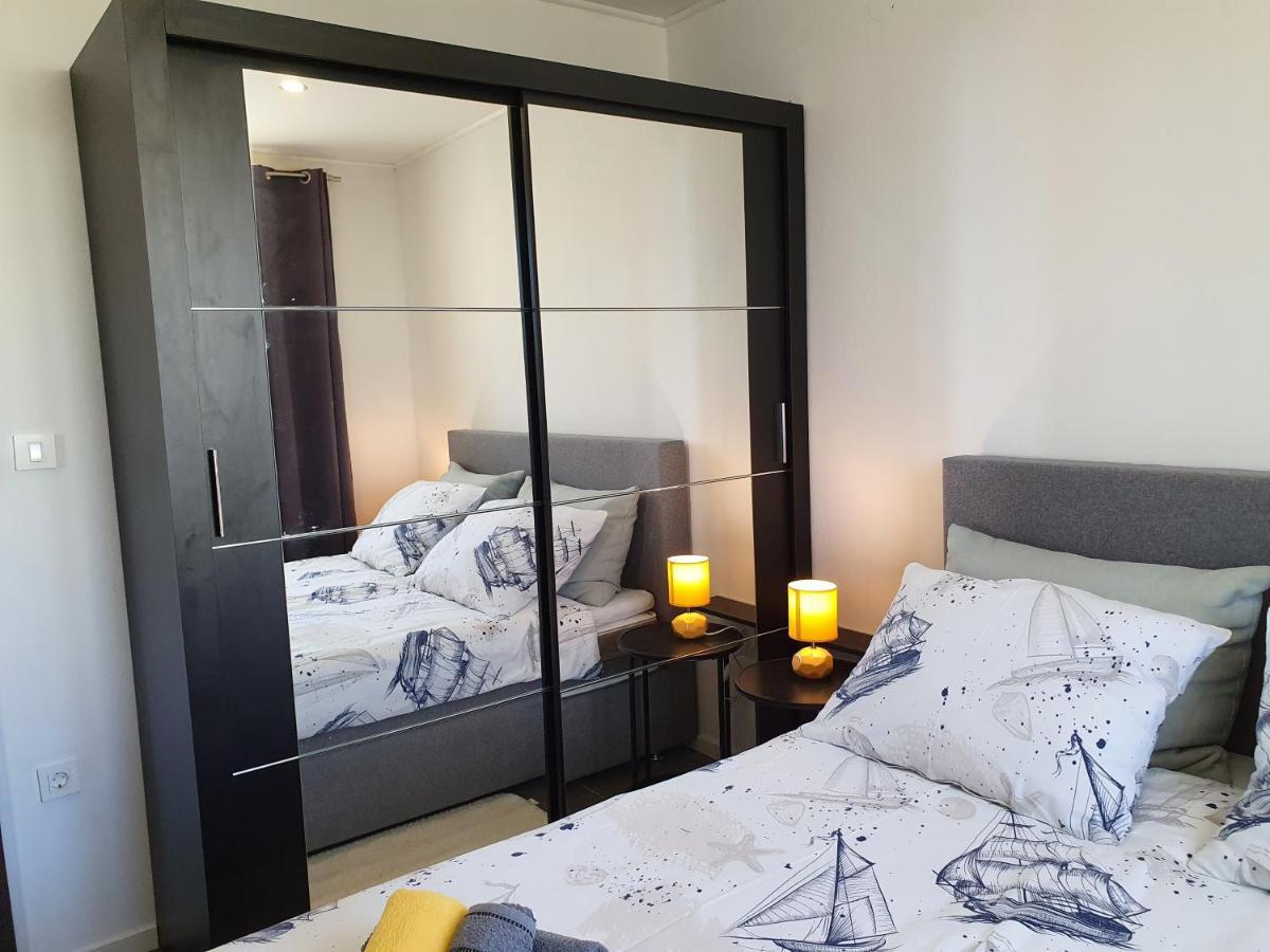 Apartment Pikulo Novalja Kültér fotó