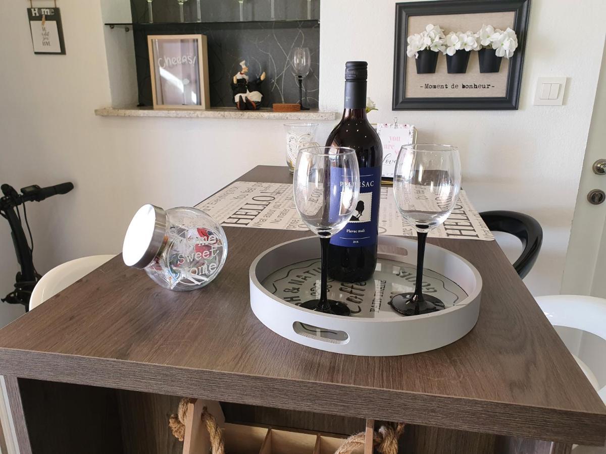 Apartment Pikulo Novalja Kültér fotó