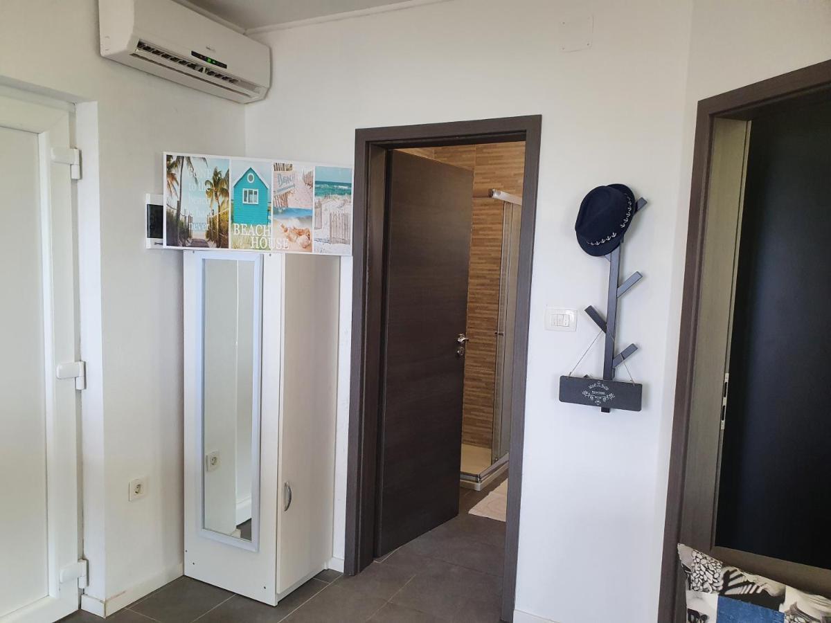 Apartment Pikulo Novalja Kültér fotó